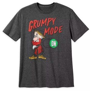 Disney Snow White “grumpy mode ” Charcoal Men’s graphic T-shirt M